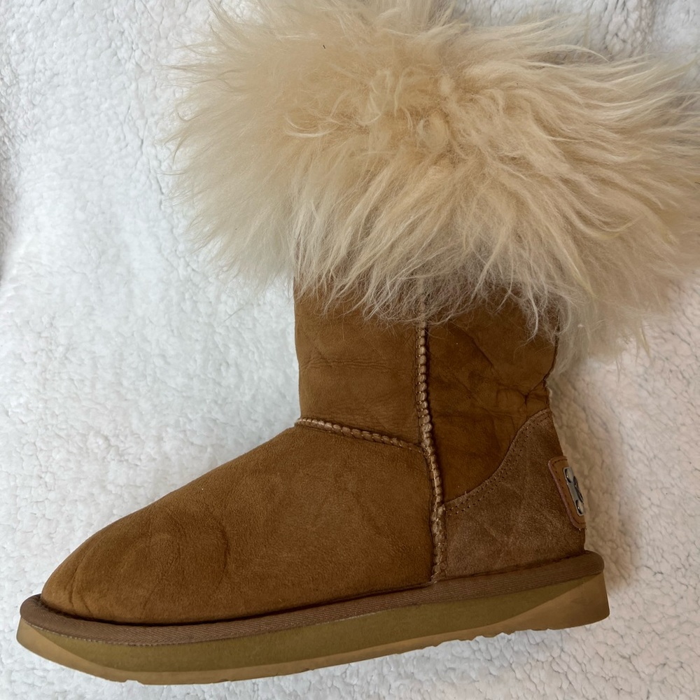 Luxe Australia furry boots